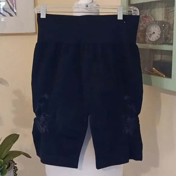 Wolford Black/Caviar Sporty Butterfly Biker Textured Shorts